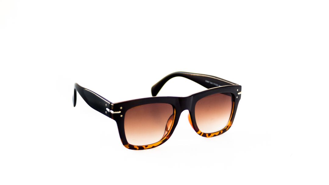 Brown Gradient Sunglasses Embrace Style and Sun Protection